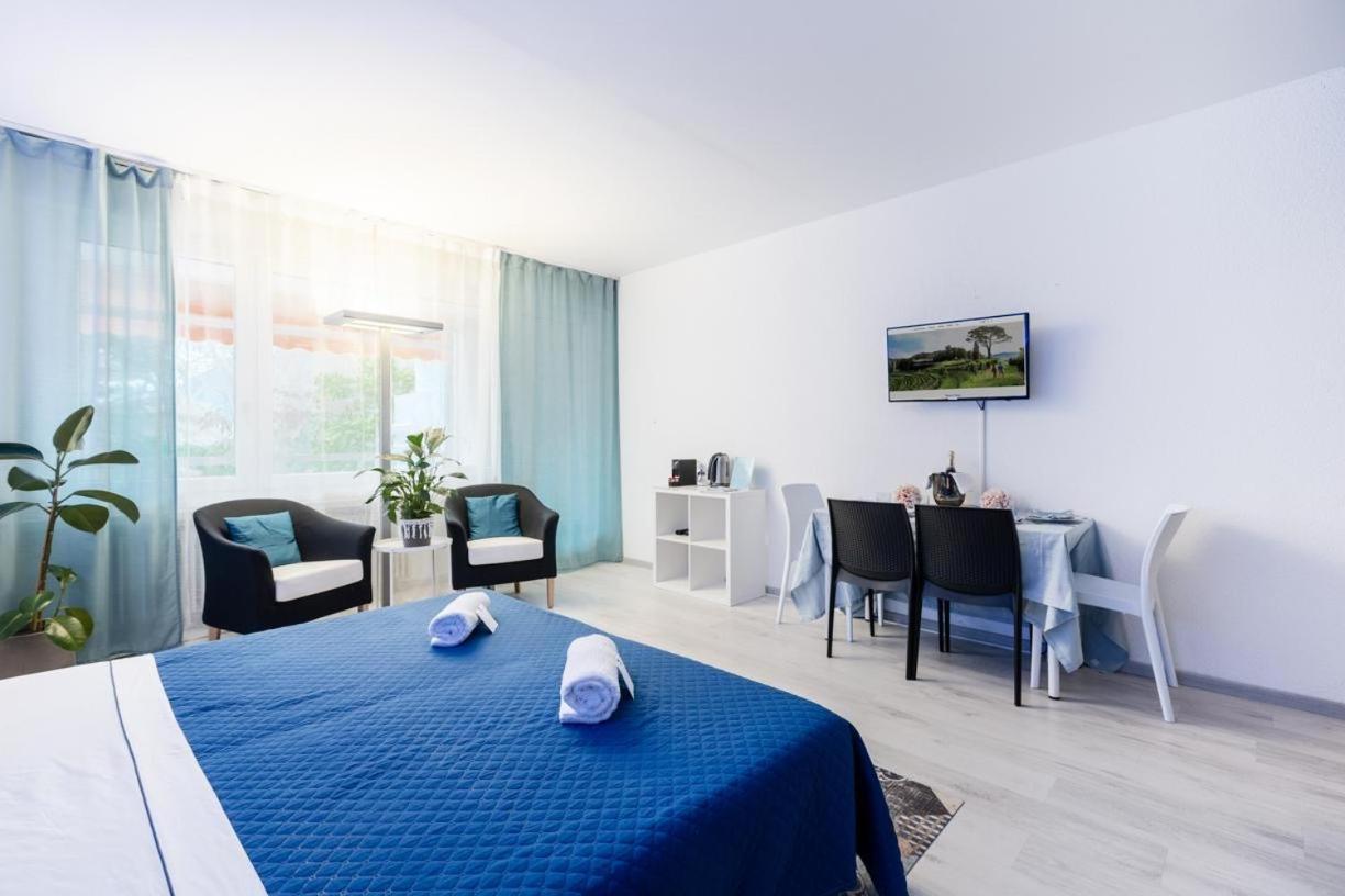 Lake Apartment 4 比索内 外观 照片