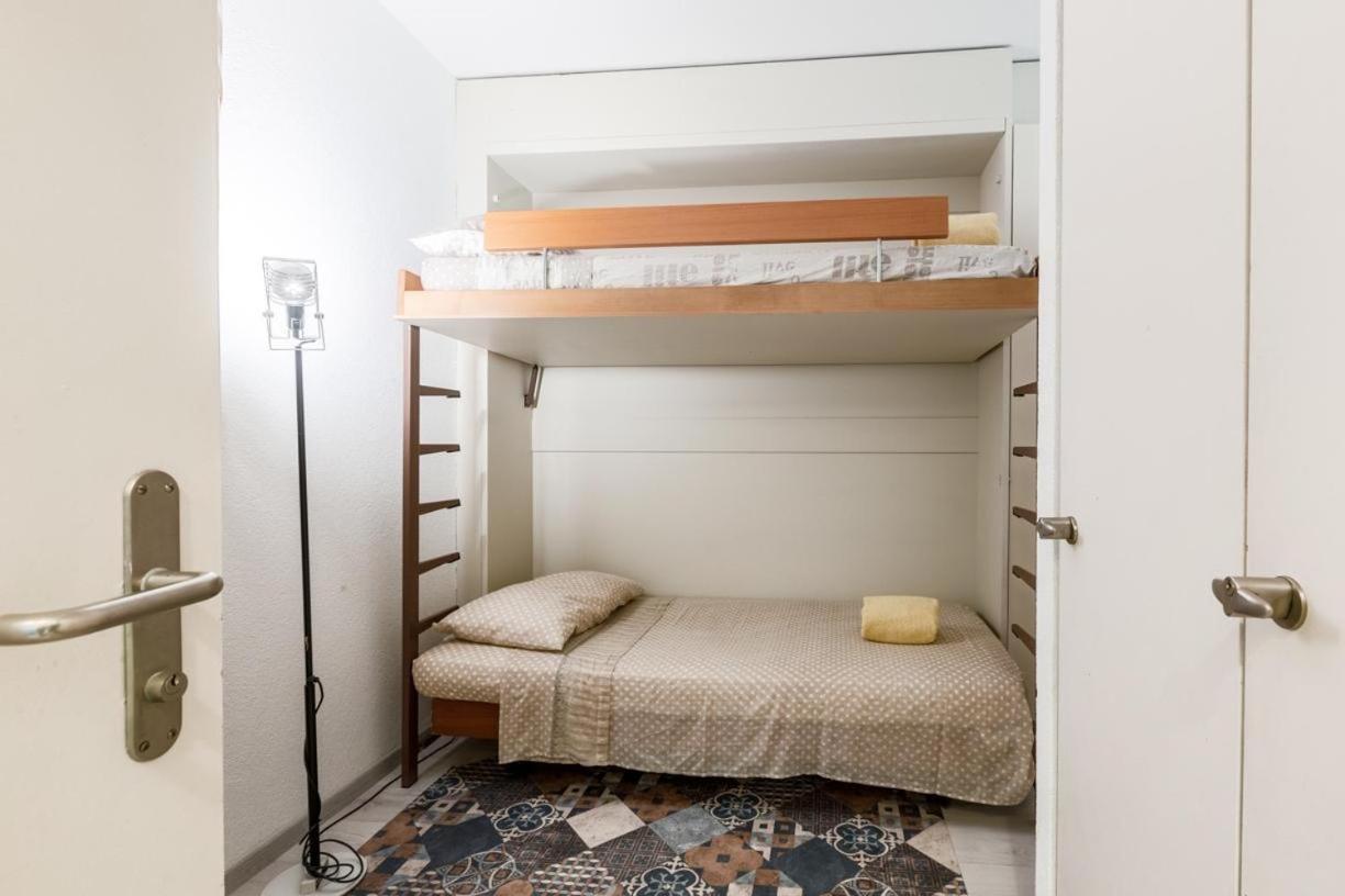 Lake Apartment 4 比索内 外观 照片